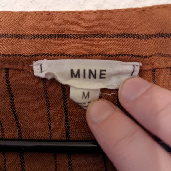 Mod Boutique Button Down - Picture 6 of 7